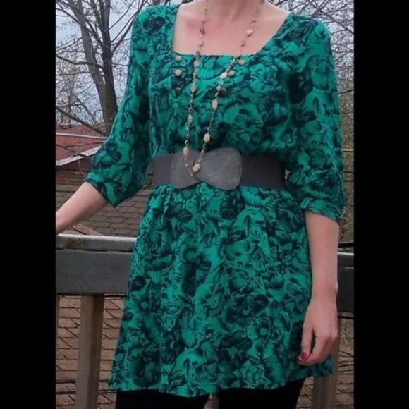 green emerald velvet dress Anthropologie Green Chiffon Tie Front 